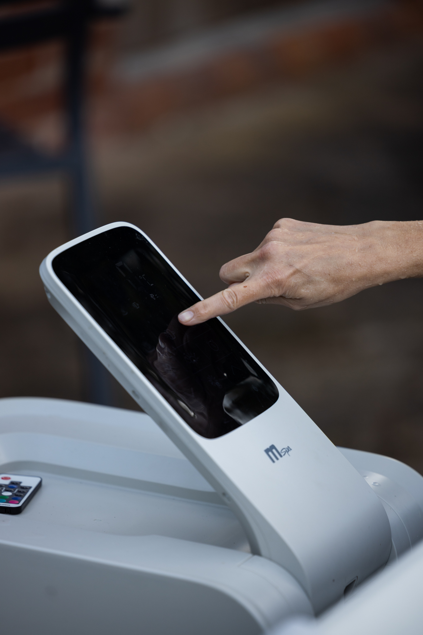 MSpa Whirlpool OSLO XL 160 x 160 cm - inkl. WiFi,App, LED, UVC