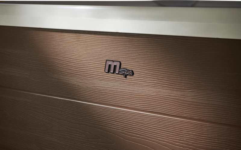 MSpa Whirlpool NEU AMBER AERO PLUS 2026 XXL 180cm inkl. App, LED, 8 Hydromassagedüsen, 140 Luftdüsen