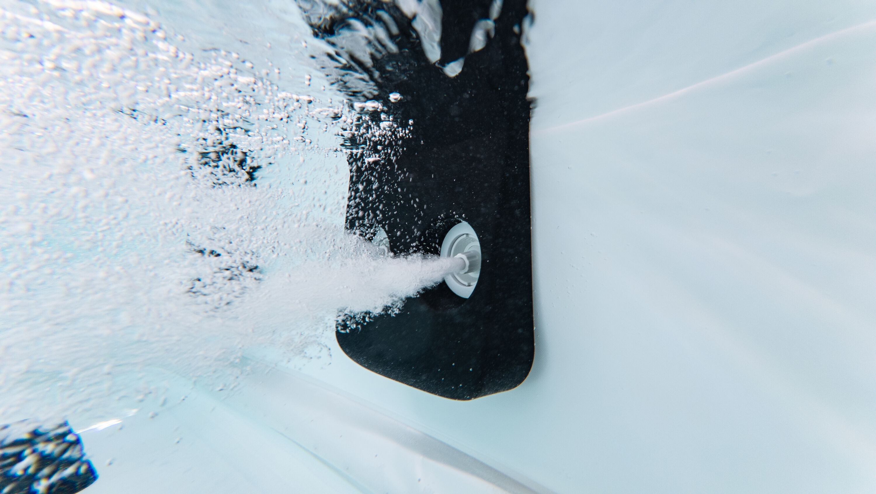 MSpa Whirlpool NEU OSLO AERO PLUS 2026 XXL 180cm inkl. App, LED, 8 Hydromassagedüsen, 140 Luftdüsen